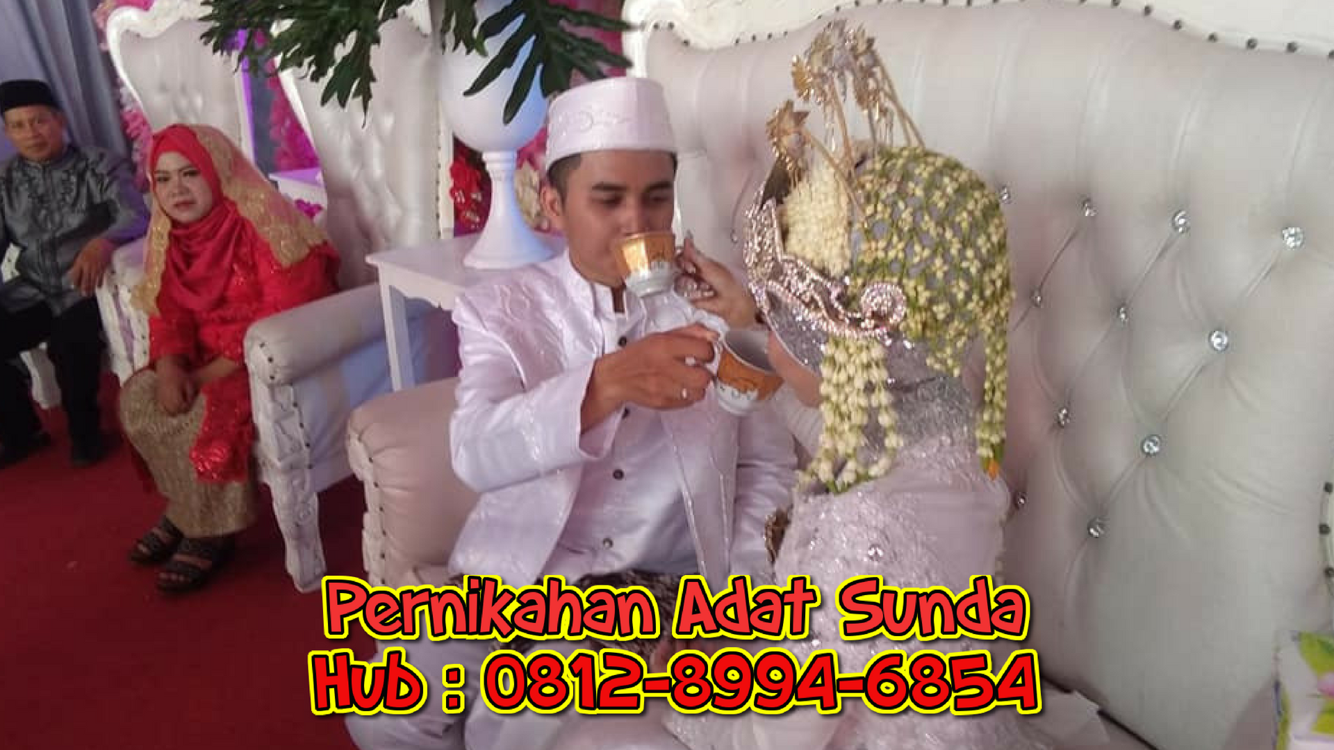 Pernikahan Hijab Adat Sunda: Mengenal Upacara Adat Sunda yang Unik dan Menarik