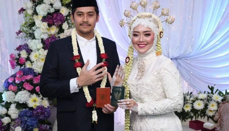 Pilih Baju Akad Nikah Pria Sederhana Tanpa Ribet