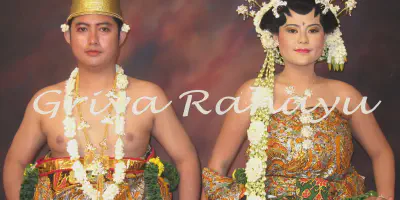 Baju Basahan Adat Jawa: Simbol Budaya yang Tetap Mempesona di Era Modern