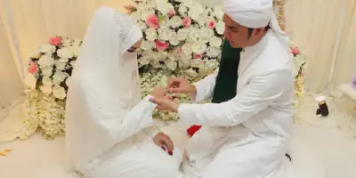 30 Inspirasi Baju Ijab Kabul Muslimah Terbaru Untuk Pernikahan Muslimmu