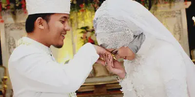 Baju Kebaya untuk Ijab Kabul: Tips dan Inspirasi untuk Hari Bahagia Anda