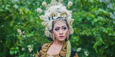 10 Model Baju Nikah Adat Sunda Hijab Terbaru & Cantik