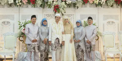 10 Rekomendasi Baju Pendamping Pengantin Muslimah yang Elegan dan Anggun