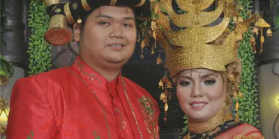 Sensasi Serba-Serbi Baju Pengantin Adat Batak Mandailing yang Wajib Kamu Tahu