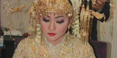Baju Pengantin Adat Betawi Hijab: 10 Inspirasi Gaya Modern dan Elegan
