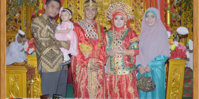 10 Baju Pengantin Adat Bugis Terbaru yang Wajib Anda Tahu