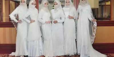 10 Ide Baju Pengantin Akad Nikah Muslimah yang Fashionable dan Modern