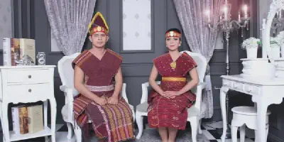 10 Inspirasi Model Baju Pengantin Batak Mandailing yang Elegan dan Menawan