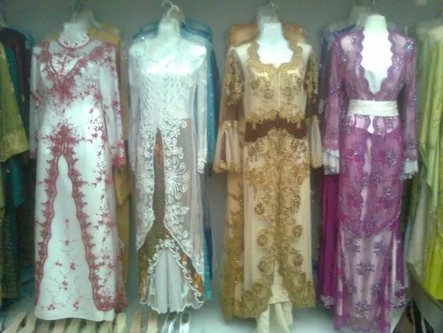 19 Ide Keren dan Unik untuk Baju Pengantin Custom-Made di Indonesia
