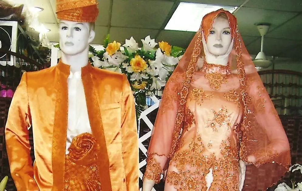 6 Tren Baju Pengantin Jaman Now yang Akan Membuatmu Terlihat Memukau