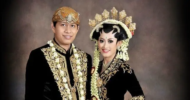 Baju Pengantin Jawa: Memperindah Hari Bahagia Anda