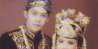 Baju Pengantin Pria Adat Sunda: Simbol Kebudayaan dan Kebesaran