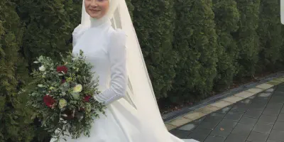 Baju Pengantin Sederhana Tapi Elegan: Tips Untuk Memilih Baju Pengantin Anda