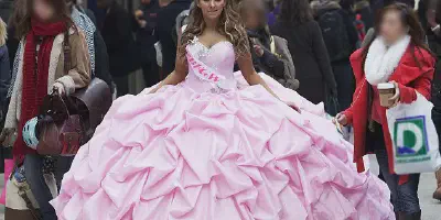 Bikin Gaun Pengantin: Tips dan Ide untuk Membuat Gaun Pengantin Impian Anda Sendiri