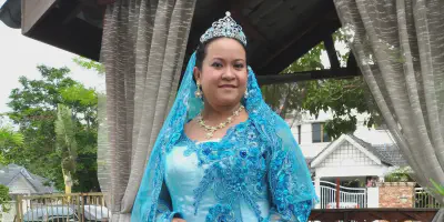 Cari Baju Pengantin: Tips dalam Memilih Gaun yang Tepat untuk Hari Bahagia Anda