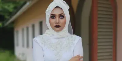 Tips Memilih Gaun Pengantin Hijab yang Cocok dan Menawan