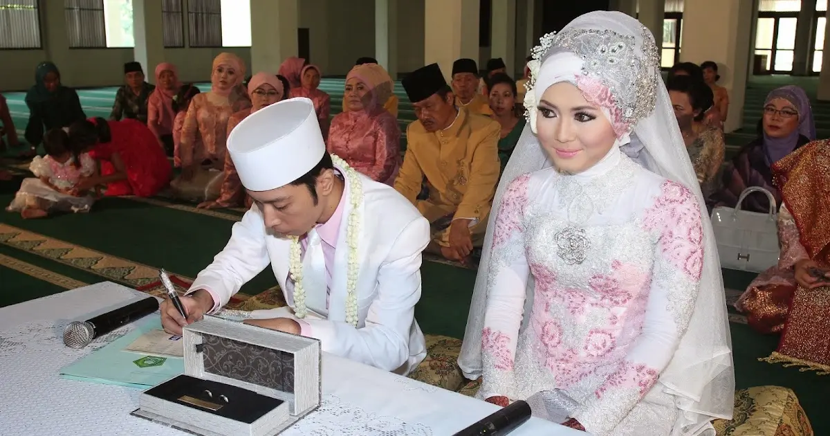Gaun Pengantin Ijab Kabul - Memilih Pakaian Yang Memukau untuk Moment Bahagia Anda
