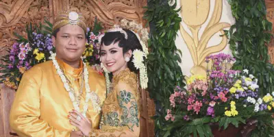 Gaun Pengantin Kuning: Simbol Kebahagiaan Pernikahanmu