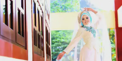 Gaun Pengantin Putih Sederhana: Memilih Pakaian Pernikahan yang Cocok untuk Anda