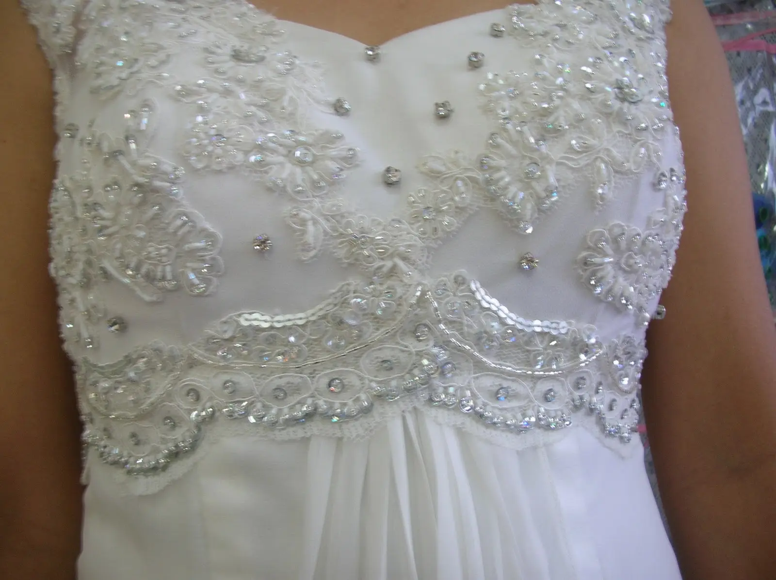 10 Gaun Pengantin Second Terbaik: Dapatkan Penampilan Impresif dengan Harga Terjangkau