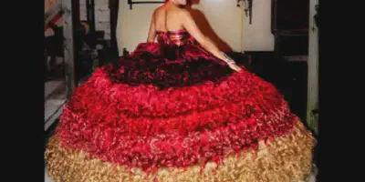 25 Model dan Ide Gaun Pengiring Pengantin yang Cantik dan Elegan