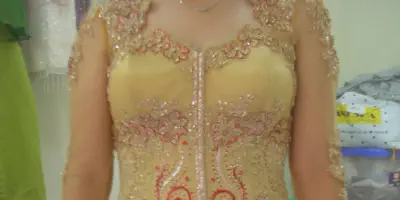 Kebaya Brokat Ibu Pengantin - Pesona Keanggunan dan Kesederhanaan
