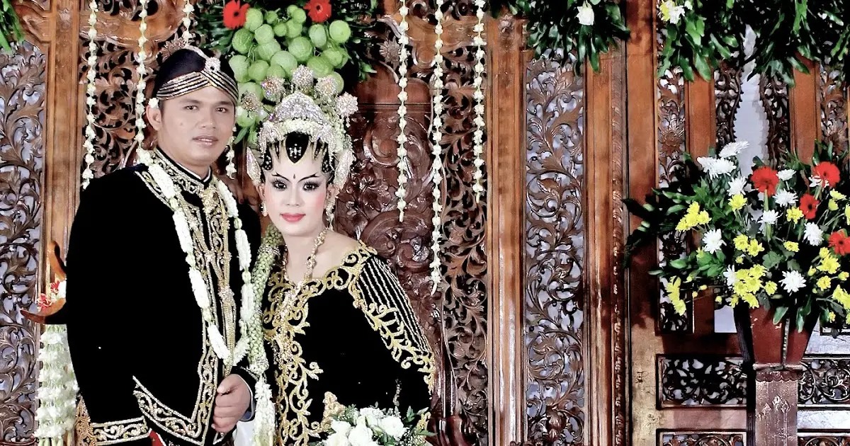 Kebaya Jawa Pengantin: Tradisi Elegan dan Berkelas!