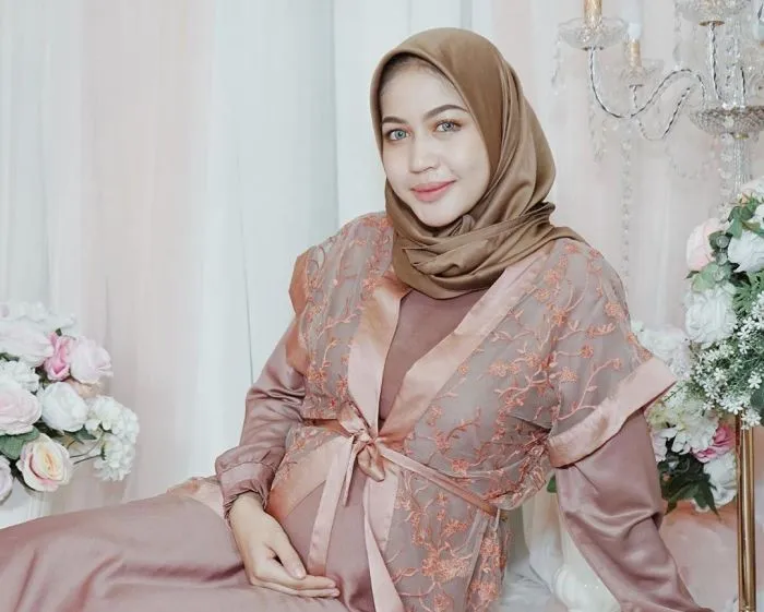 Rahasia Tampil Cantik dan Anggun dengan Kebaya Pengantin Sunda Modern