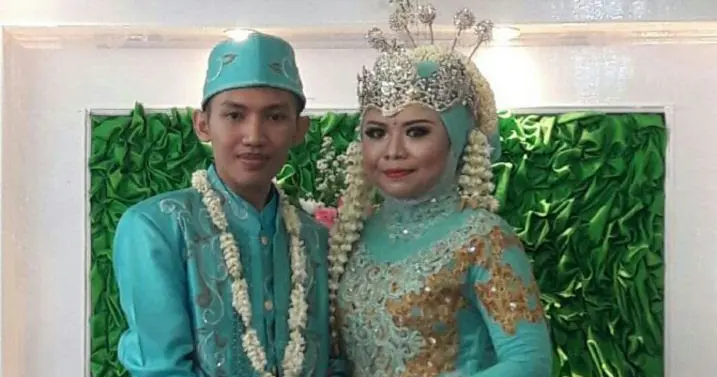 Kebaya Sunda Siger: Busana Tradisional yang Elegan dan Anggun