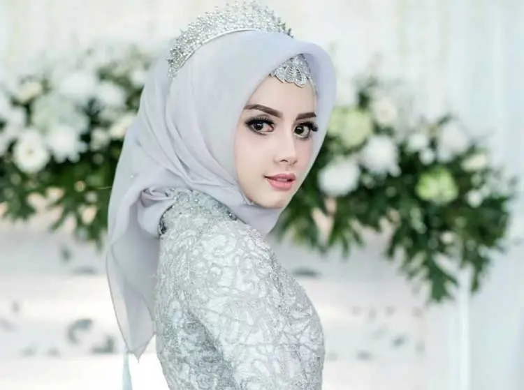 10 Model Baju Akad Nikah Muslimah Terbaru yang Bisa Kamu Pilih