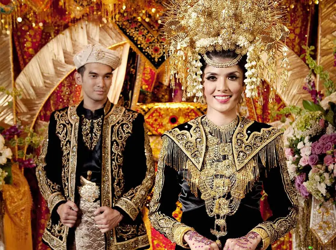 Pakaian Nikah Sunda: Kebiasaan yang Abadi dalam Budaya Sunda