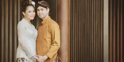 Inilah Pakaian Pengantin Adat Jawa Tengah yang Menawan dan Elegan
