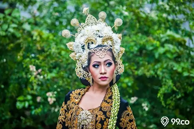 5 Tradisi Pakaian Pengantin Adat Sunda yang Perlu Diketahui