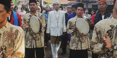 Pakaian Pengantin Pria Adat Betawi: Simbol Kesederhanaan dan Kebudayaan