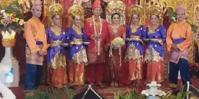 Pengantin Koto Gadang: Keindahan Upacara Pernikahan Adat Minangkabau