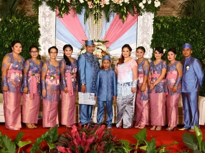 Seragam Gamis Keluarga Pengantin: Cara Tampil Elegan dan Harmonis di Acara Pernikahan