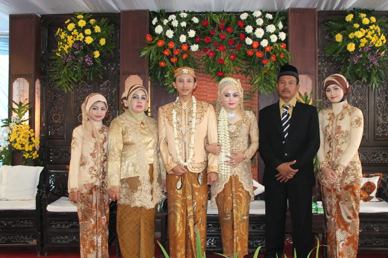 Cantik dan Elegan, Ini 10 Ide Seragam Pengiring Pengantin untuk Pernikahanmu